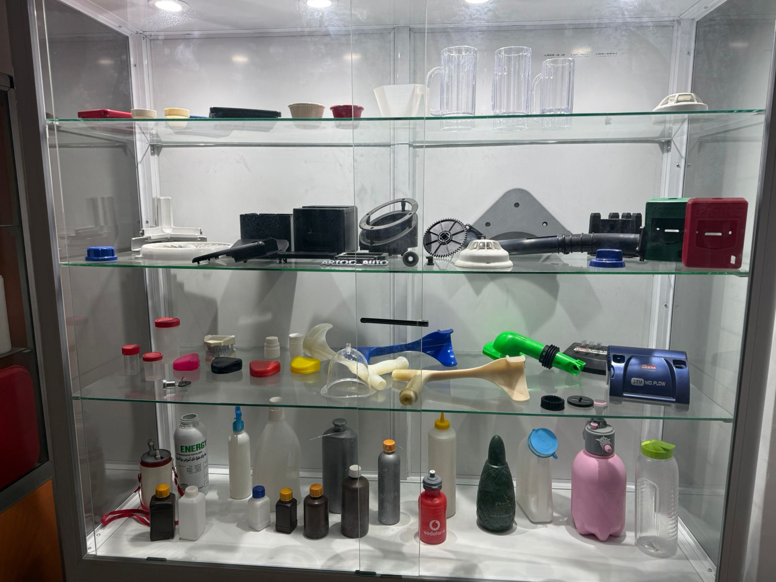 Molded plastic product sample 1